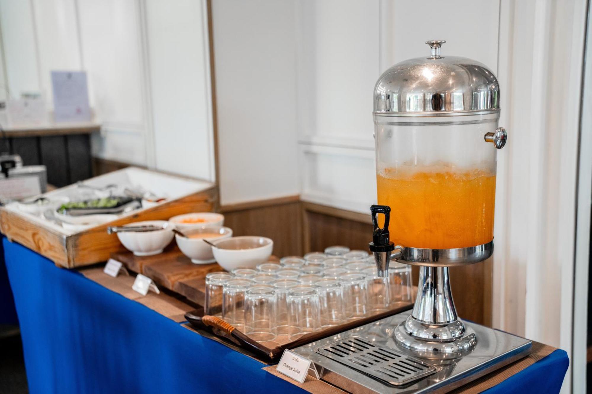 Sirin Hotel & Resident Khon Kaen Zewnętrze zdjęcie